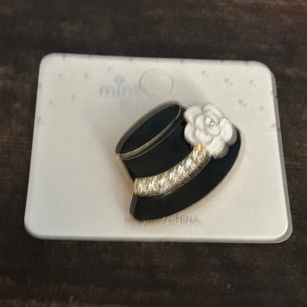 Black Enamel Top Hat Brooch White Camellia Flower Rhinestone Pin Gold Tone